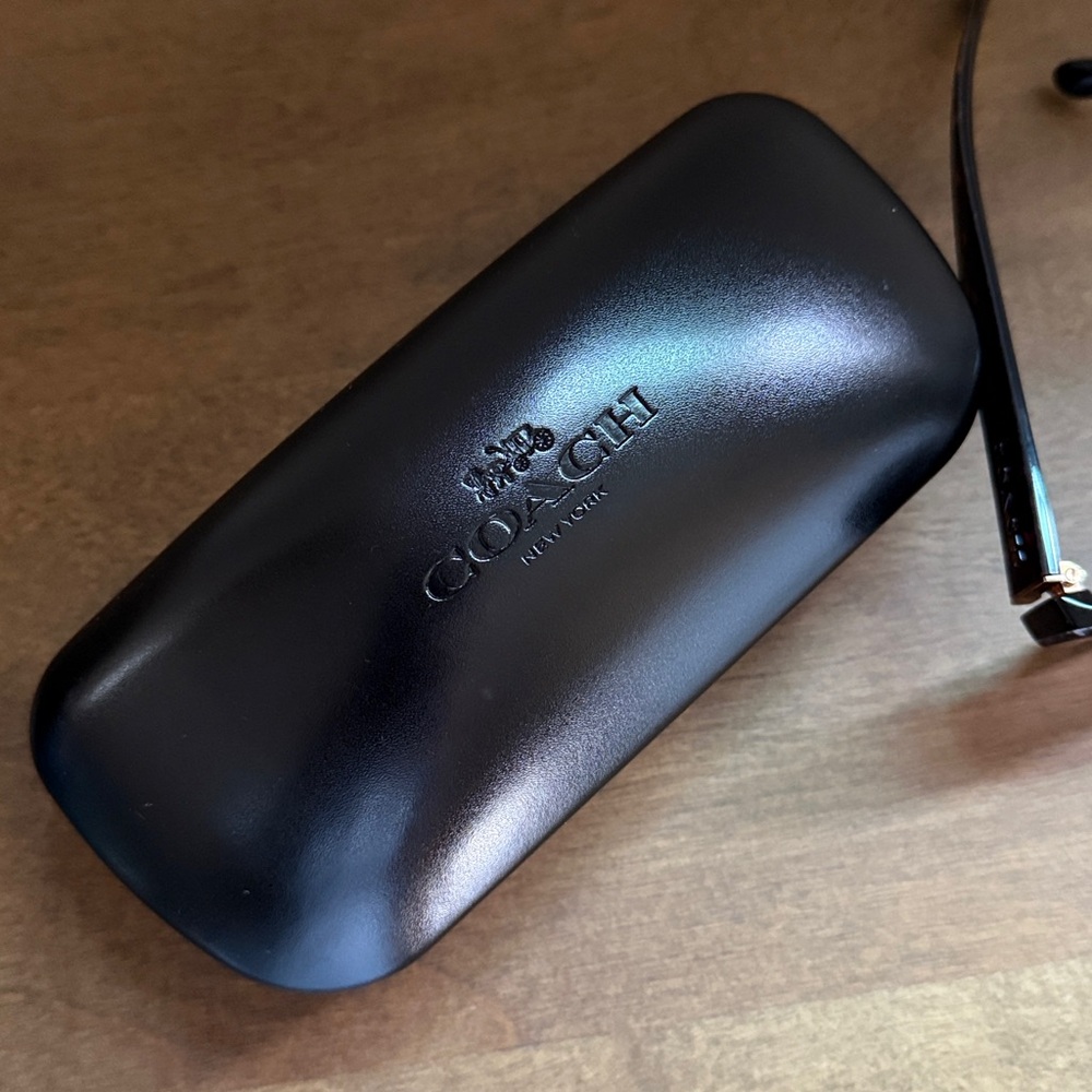 Coach Black and Pink Sunglasses - Picture 5 of 8